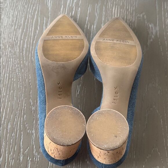 Anne Klein Necessity Denim Blue Heels with Cork Block Heel Pointed Toe Size 9.5M - Picture 8 of 12